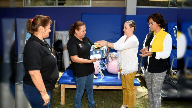 Recibe CREE Morelia equipamiento para rehabilitación - Foto 0 