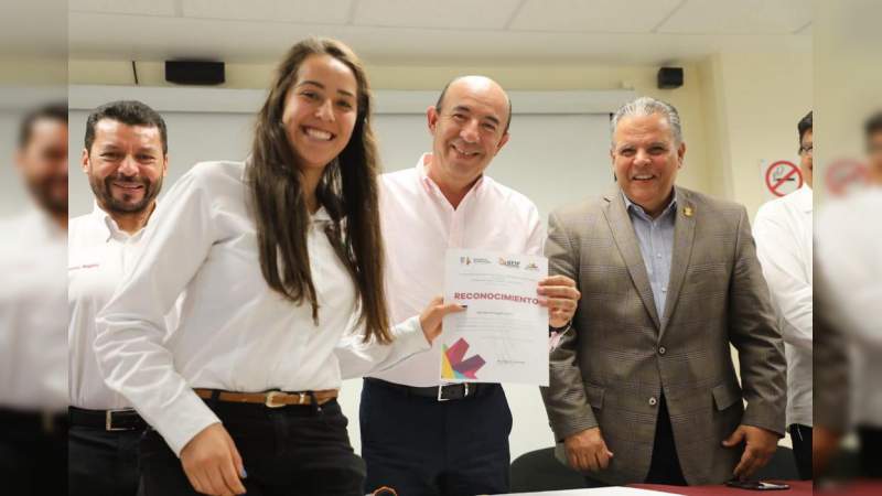 Afronta Michoacán su reto más importante: garantizar a estudiantes clases al 100 por ciento: Alberto Frutis Solís  - Foto 0 