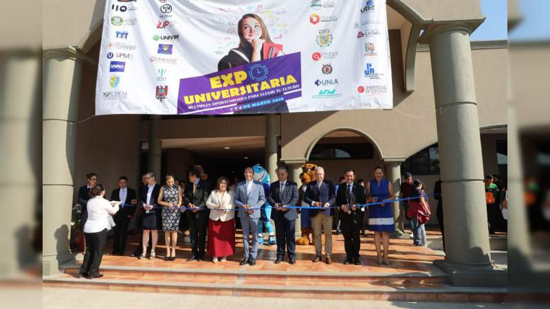 Alberto Frutis Solís inaugura la Expo Universitaria 2019 