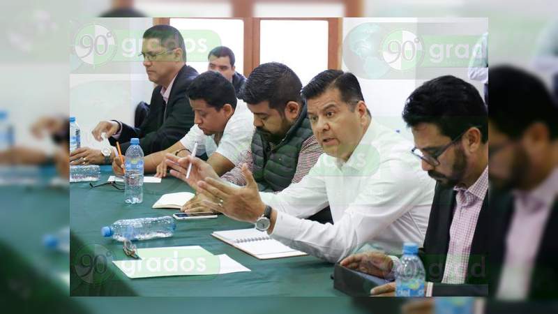 Liberan la carretera Lázaro Cárdenas – Manzanillo tras acuerdos entre Gobierno y habitantes de Aquila  - Foto 1 