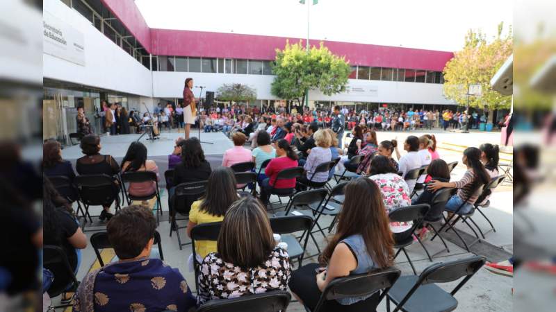En Michoacán, 60% del sector educativo en manos de mujeres: SEE 