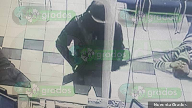 Detienen a tres jóvenes por asalto armado a banco en Nuevo León - Foto 0 