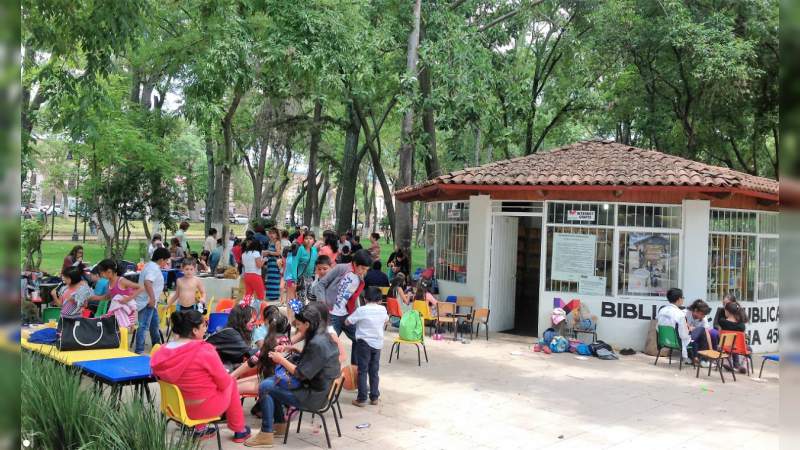 La biblioteca es un navío que nos permite llegar en un santiamén a cualquier parte 