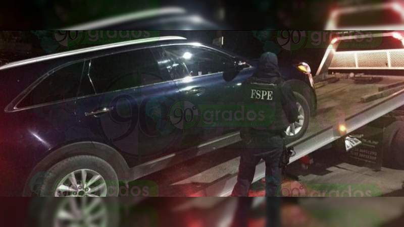 Detienen en Irapuato, Guanajuato, a cuatro personas con droga y un auto robado - Foto 1 