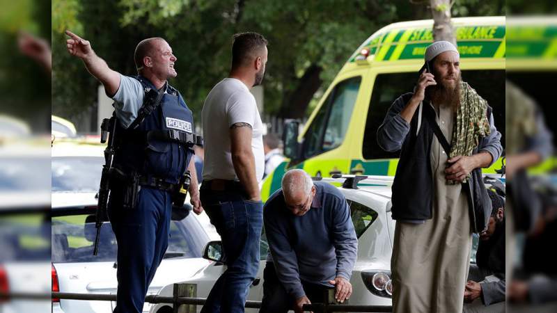 Cuarenta muertos dejan atentados contra dos mezquitas de Nueva Zelanda - Foto 0 