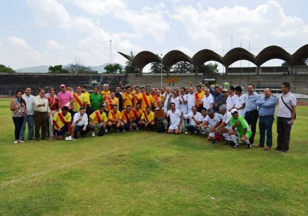 Piden ex jugadores permanencia de Monarcas Morelia en Michoacán - Foto 1 