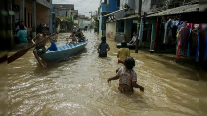 Inundaciones en Indonesia dejan 61 muertos - Foto 0 
