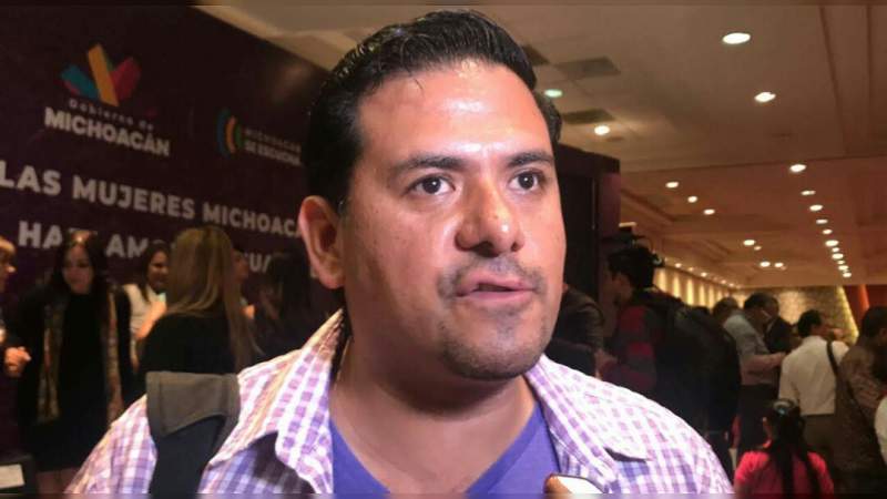 Secretaría de Salud “años que no gasta un solo peso para atender el VIH Sida”, denuncia Raúl Martínez 