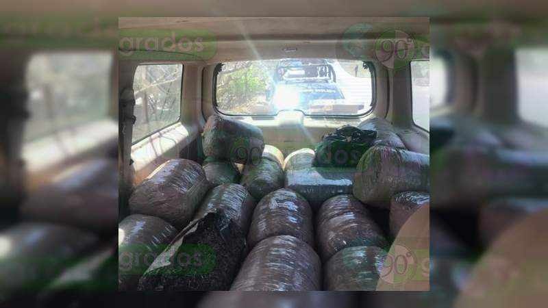 Aseguran 200 kilos de marihuana en Tuzantla - Foto 0 