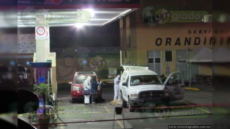 Hallan feto en baños de gasolinera en Ciudad Juárez, Chihuahua 