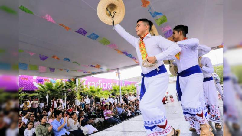 Gastronomía, distintivo que engrandece la riqueza turística de Michoacán  - Foto 3 