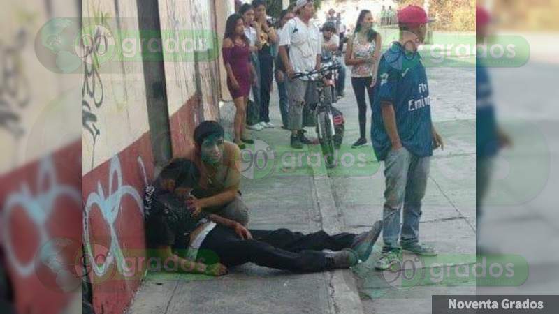 Asesina motosicario a presunto tirador de droga en Atlixco, Puebla 