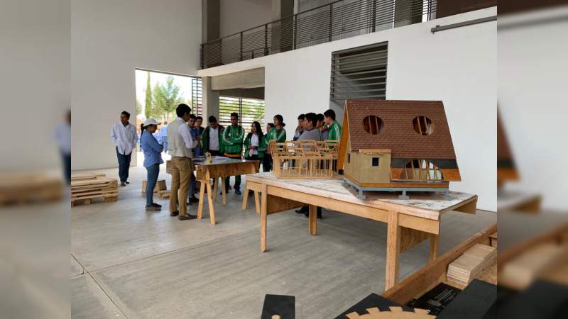 La UP de Ciudad Hidalgo fue sede de la Exporienta - Foto 0 