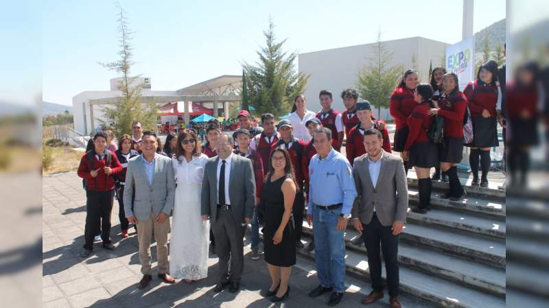 La UP de Ciudad Hidalgo fue sede de la Exporienta - Foto 1 