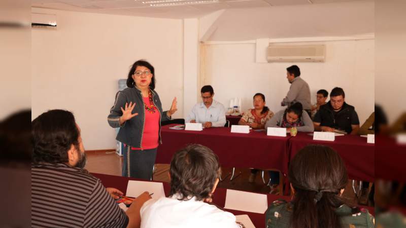INEA Michoacán fortalece la formación de asesores especializados 
