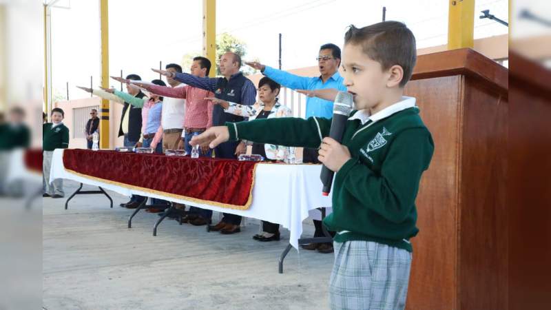 Estudiantes de Churintzio son reconocidos por logros académicos  - Foto 1 