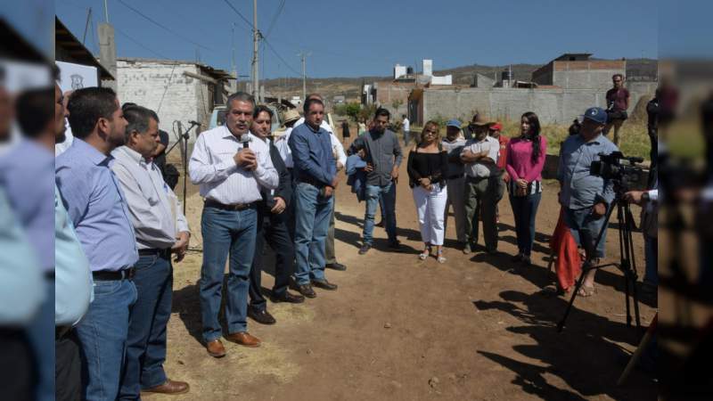 Morón Orozco inauguró 28 obras hidráulicas en la comunidad de San Isidro Itzícuaro 