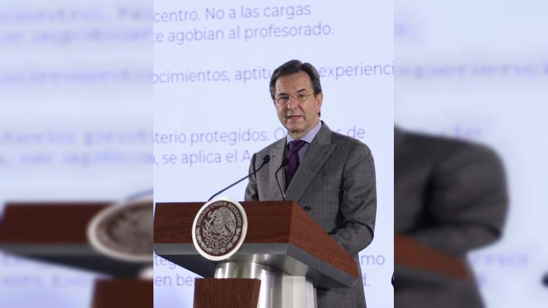 Esteban Moctezuma aclara diferencias entre la Reforma Educativa de 2013 y la actual - Foto 0 