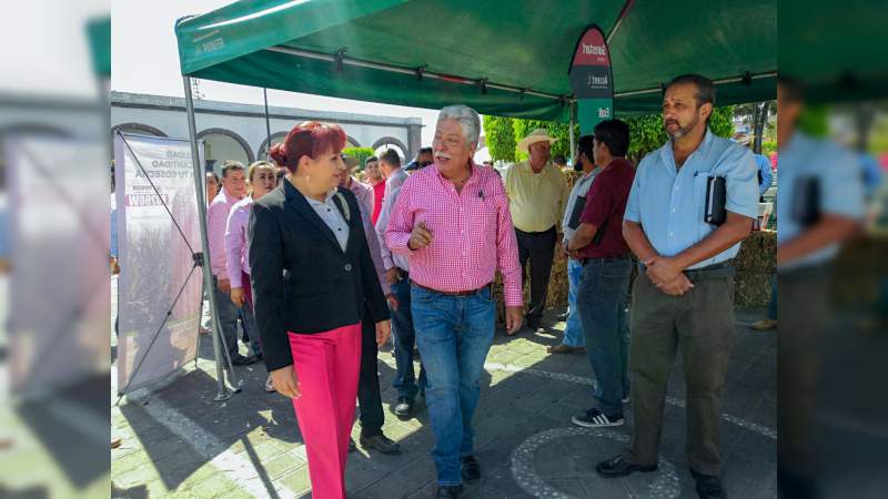 El campo demanda certeza en los precios de garantía: Rosa Elena de la ...