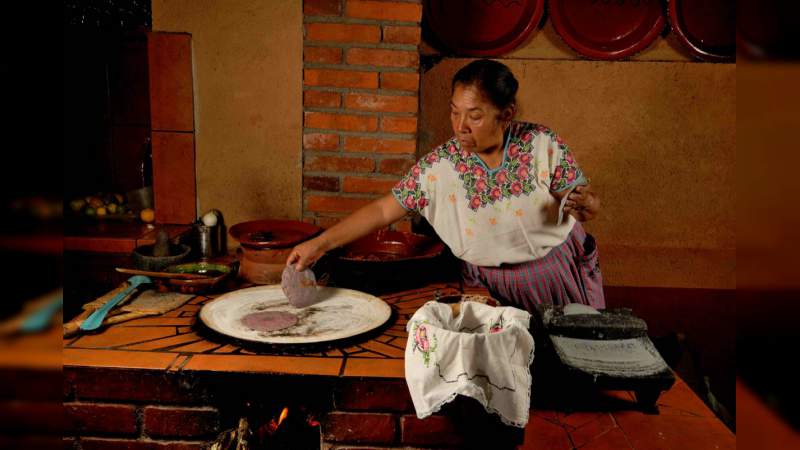 La cocina tradicional, herencia culinaria que distingue a Michoacán como destino turístico ideal - Foto 4 