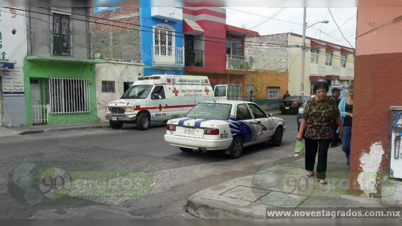 Torturada y encajuelada, hallan a mujer en taxi en Acapulco, Guerrero 