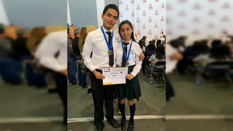 Estudiantes de Conalep ganan medalla de plata en competencia Infomatrix 