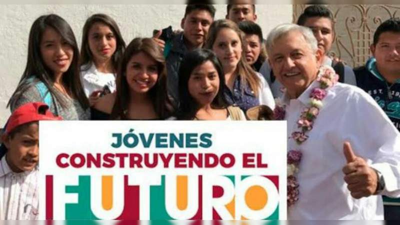 Estas son las becas que ofrece AMLO 