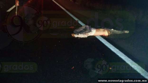 Cuatro muertos y cinco heridos deja volcadura en Ecuandureo, Michoacán - Foto 3 