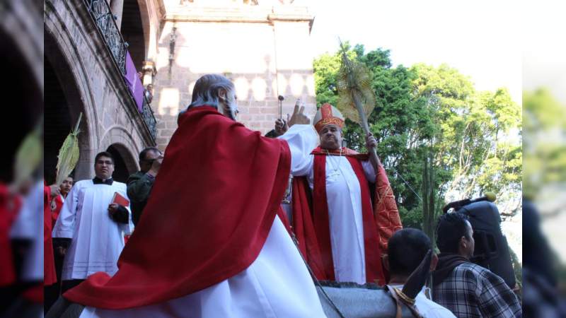 Semana Santa: vivencia de fe y compromiso - Foto 2 