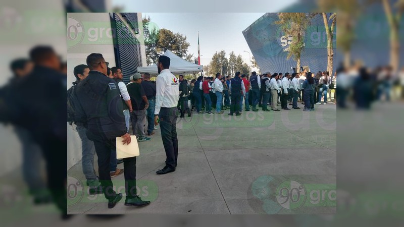 200 policías habrían sido despedidos esta mañana en Michoacán - Foto 0 