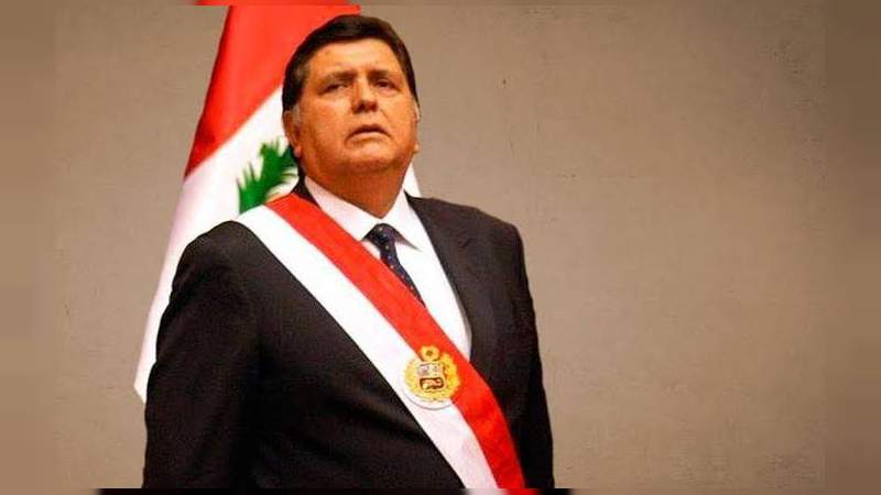 Expresidente peruano Alan García se dispara al ser detenido 