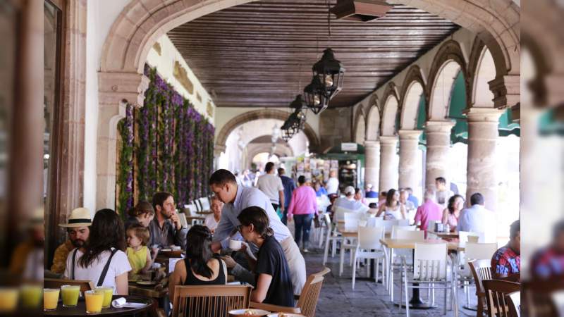 Disfrutan turistas Días Santos en Morelia - Foto 4 