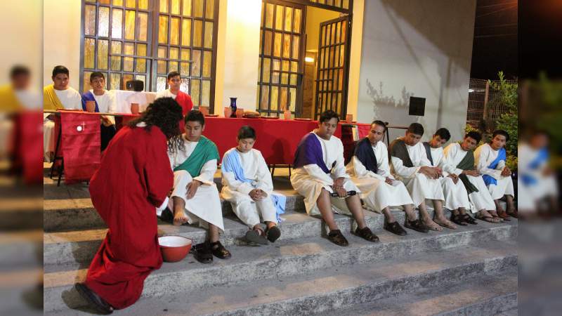 Muy buenas representaciones bíblicas por parte del cuadro de actores de la Parroquia del Divino Niño - Foto 1 