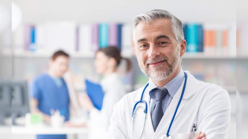 SAT asegura que médicos evaden impuestos por 3 mil 400 mdp 