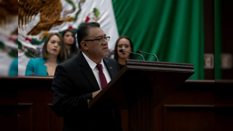 A resarcir tejido social de Michoacán para atacar violencia, convoca Fermín Bernabé 