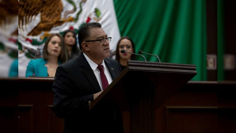A resarcir tejido social de Michoacán para atacar violencia, convoca Fermín Bernabé
