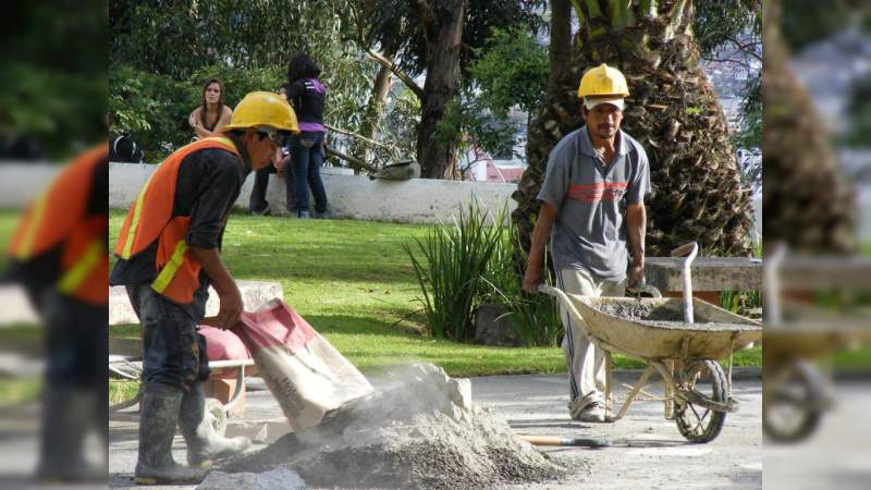 Día del Trabajo: Escaso empleo formal, informalidad, bajos ingresos y trabajadores sin prestaciones  