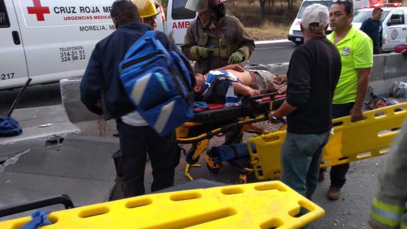 Atiende SSM a heridos en volcadura 