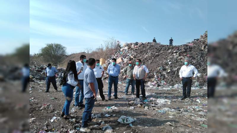 Autoridades de Salud de Michoacán atienden a la población que vive cerca del CITIR de Nueva Italia 