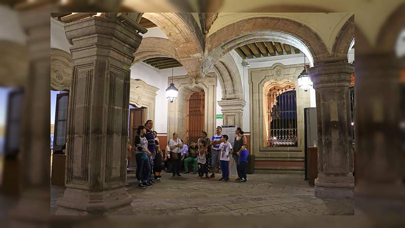 Poder Judicial de Michoacán difunde la historia institucional a través de recorridos nocturnos en el Palacio de Justicia del Centro Histórico - Foto 1 