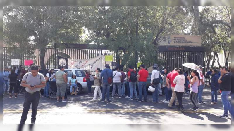 CNTE toma de nueva cuenta la Secretaría de Finanzas 