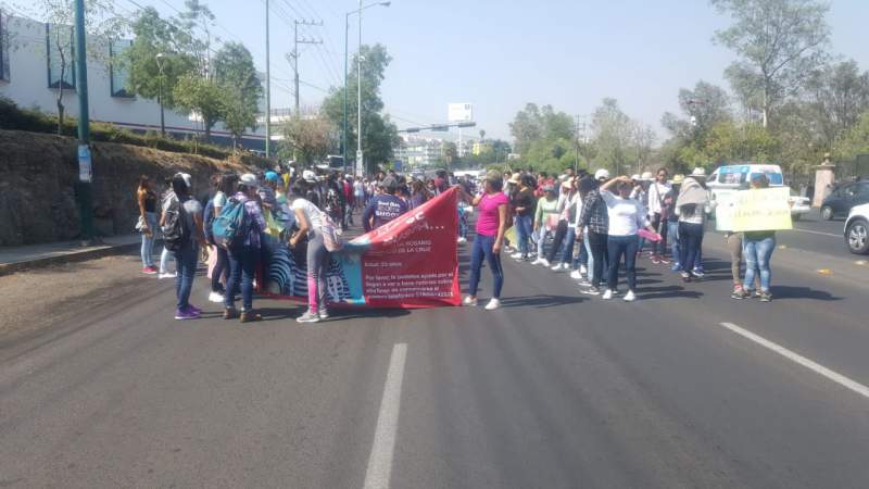 Estudiantes marchan en Morelia por la desaparición de Nilda Rosario - Foto 0 