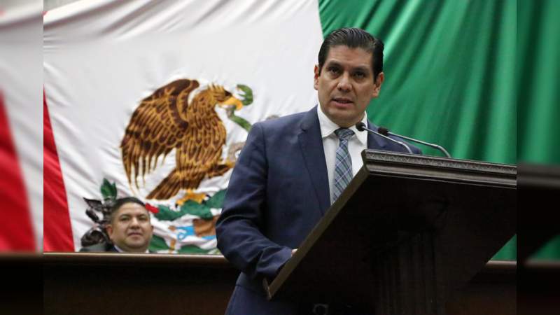 Pide Ernesto Núñez se valore aplicación del “Hoy No Circula”, en Michoacán 
