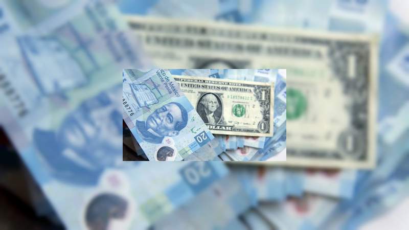 Peso recupera 13 centavos frente al dólar 