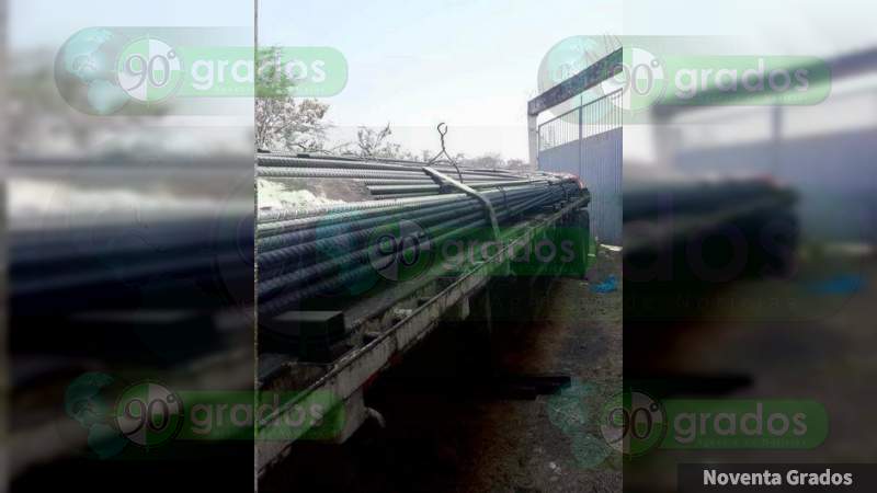 Recuperan federales camión robado en La Piedad, Michoacán  - Foto 1 