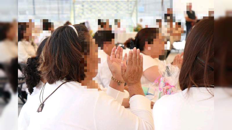 Con evento artístico - cultural, festejan Día de la madre en Centro Penitenciario de Alto Impacto 