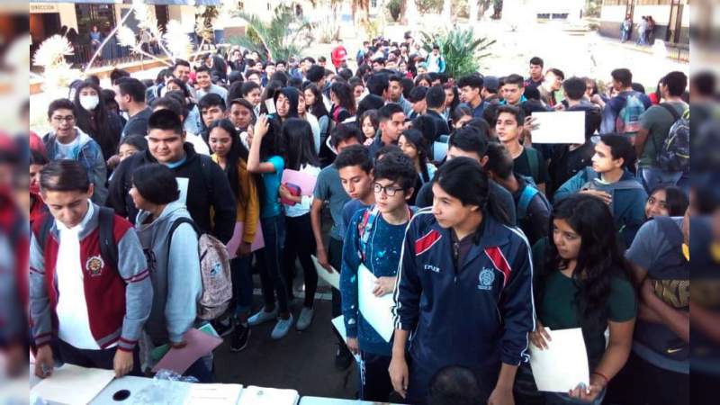 Se entregarán 3,116 becas del programa ‘Jóvenes Escribiendo el Futuro’ en Michoacán - Foto 0 