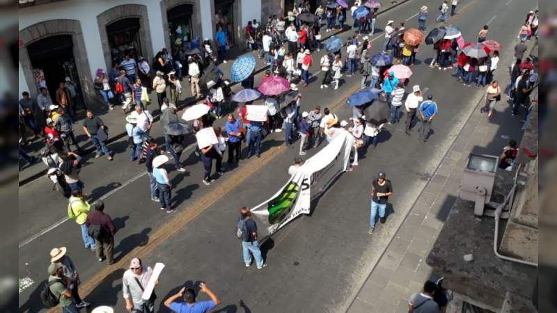 Suttebam se manifiesta en el Congreso de Michoacán 