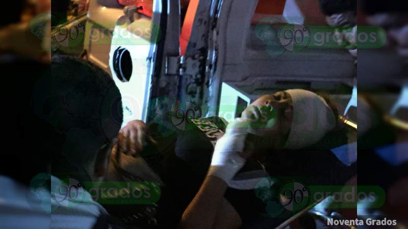 Ejecutan a un hombre y una mujer resulto herida en auto deportivo en Uruapan, Michoacán - Foto 2 