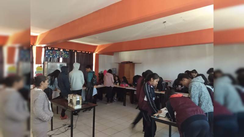 Más de 200 jóvenes de Nahuatzen y Maravatío, beneficiados con “Rutas de la Juventud” - Foto 2 